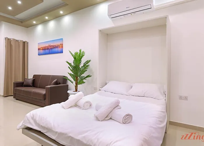 Luxurious Duplex Seafront Apt W Amazing Sea Views