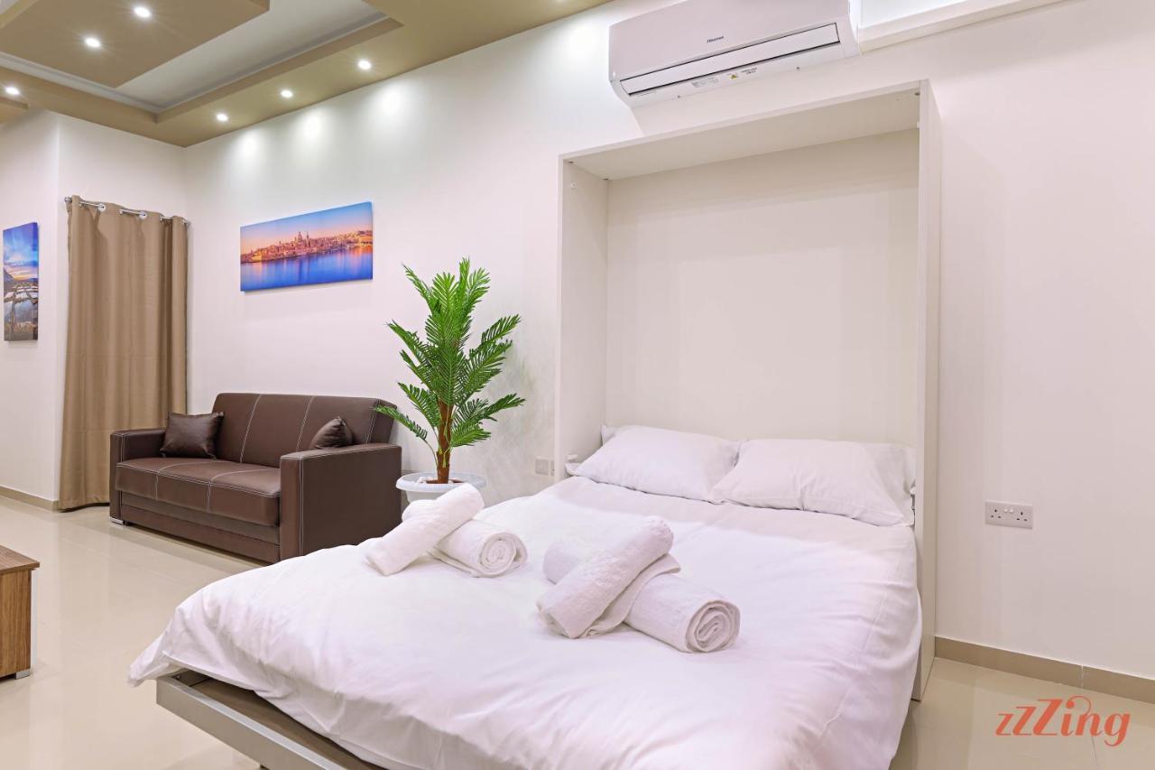 Luxurious Duplex Seafront W Amazing Sea Views Birżebbuġa